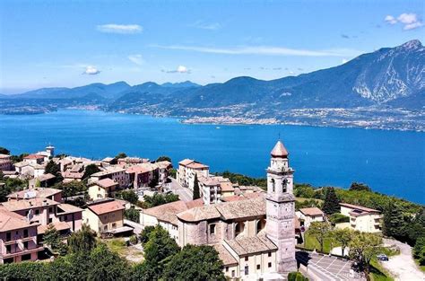 San Zeno di Montagna .